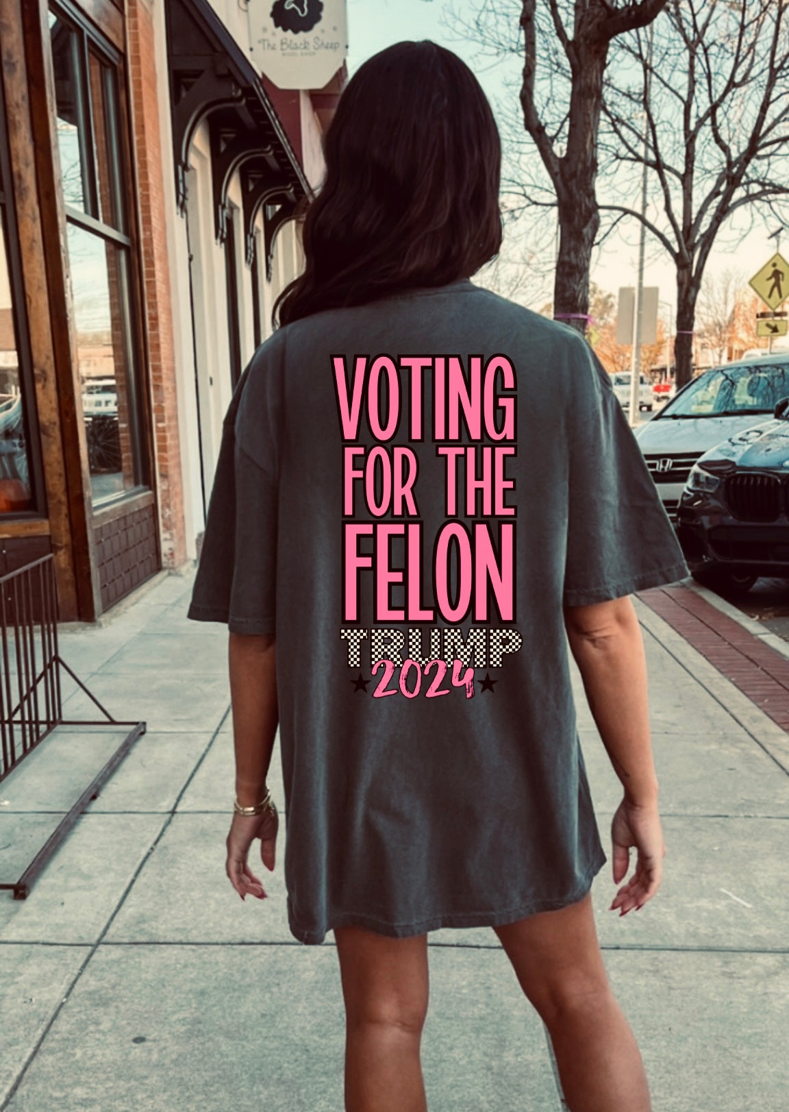 Voting For The Felon- Tee